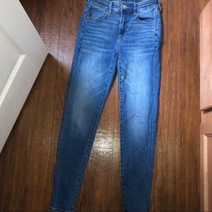 American Eagle High Rise Jegging